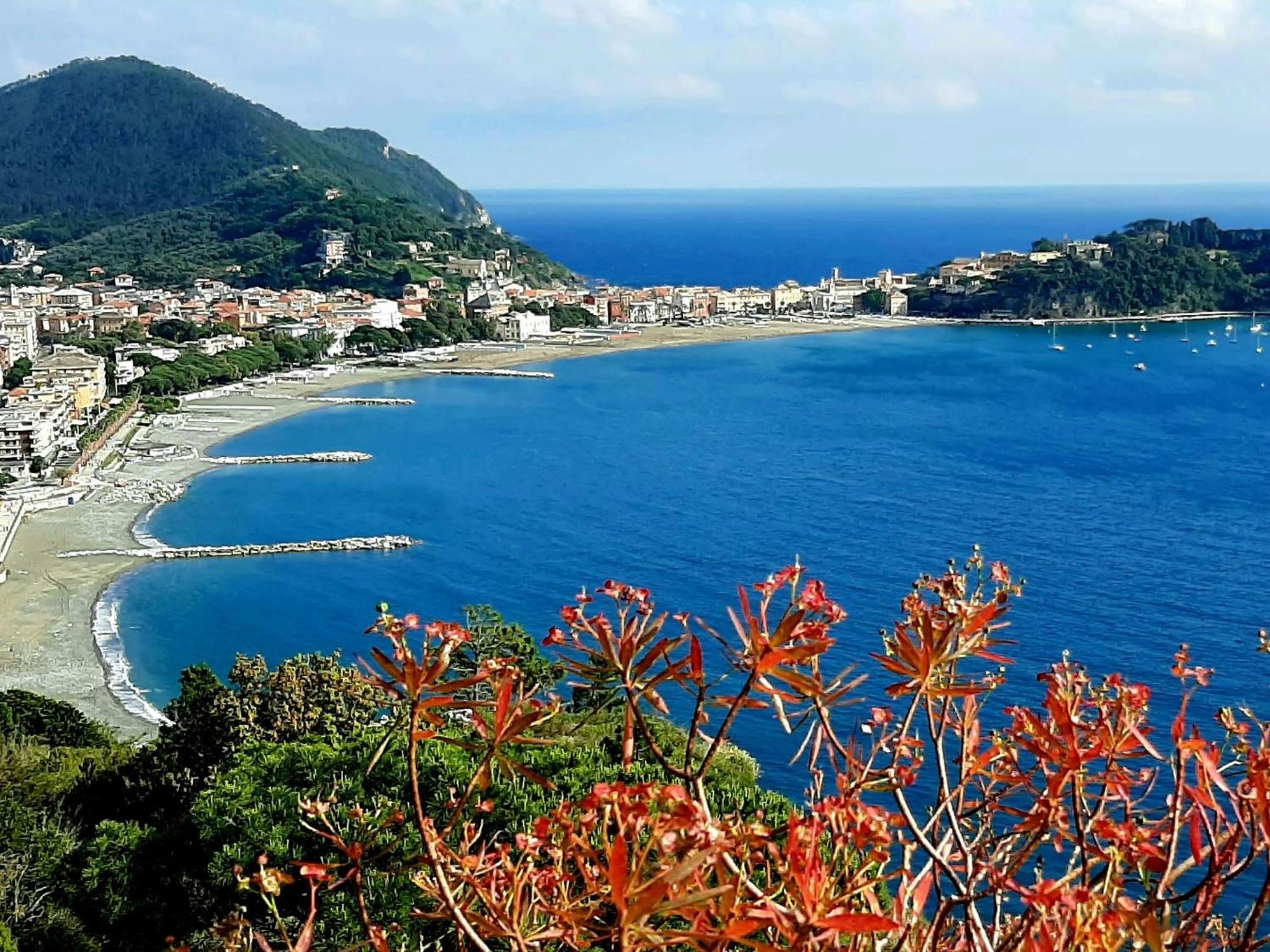Apartment Casa Lambruschini By Interhome Sestri Levante Bagian luar foto